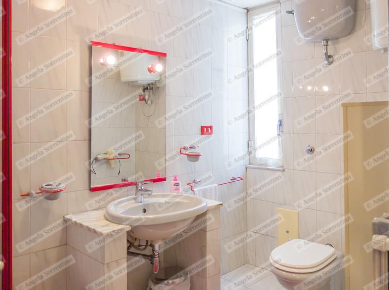 نابولي B&B Chez Caroline المظهر الخارجي الصورة
