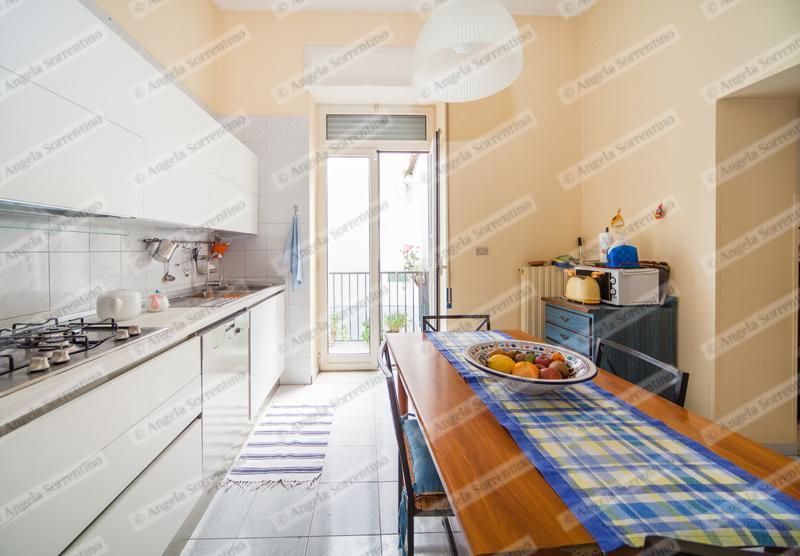 نابولي B&B Chez Caroline المظهر الخارجي الصورة