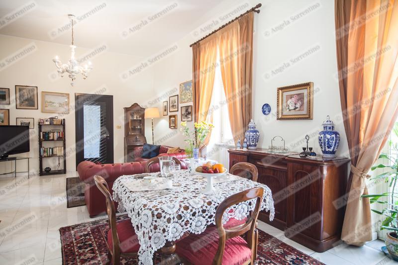 نابولي B&B Chez Caroline المظهر الخارجي الصورة